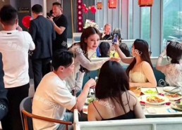 娱乐直播吃瓜汪小菲婚礼高清照曝光：有敬茶改口环节